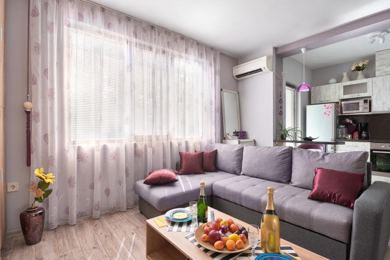 Ултра Виолет/Ultraviolet Apartman Burgasz Kültér fotó