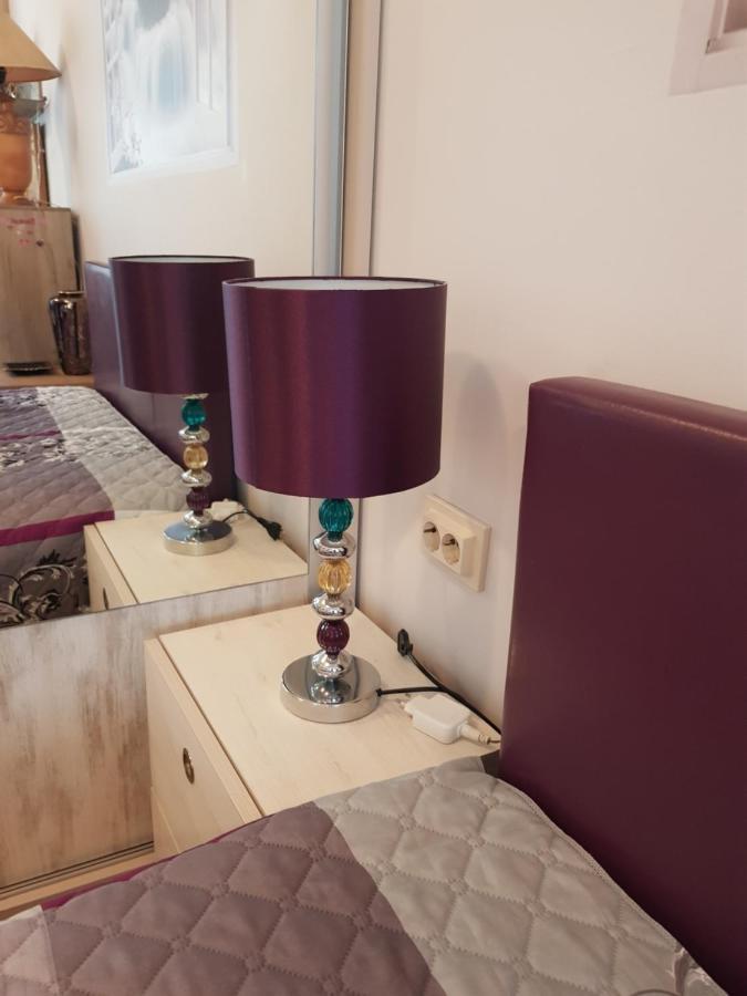 Ултра Виолет/Ultraviolet Apartman Burgasz Kültér fotó
