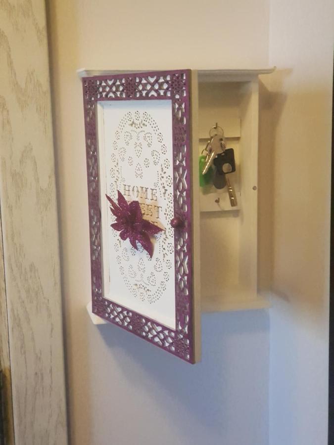 Ултра Виолет/Ultraviolet Apartman Burgasz Kültér fotó
