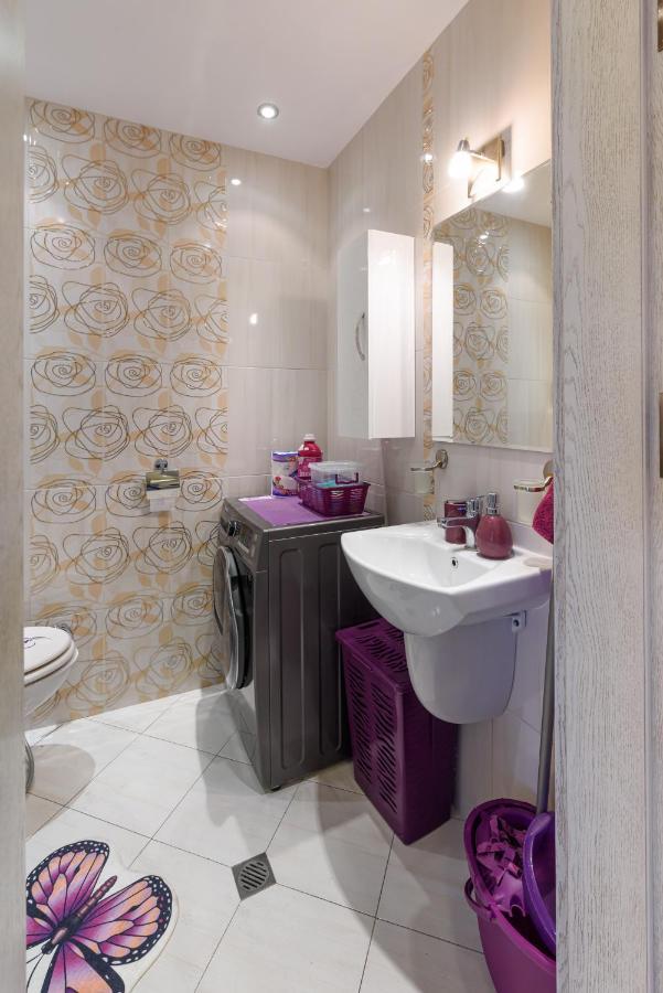 Ултра Виолет/Ultraviolet Apartman Burgasz Kültér fotó